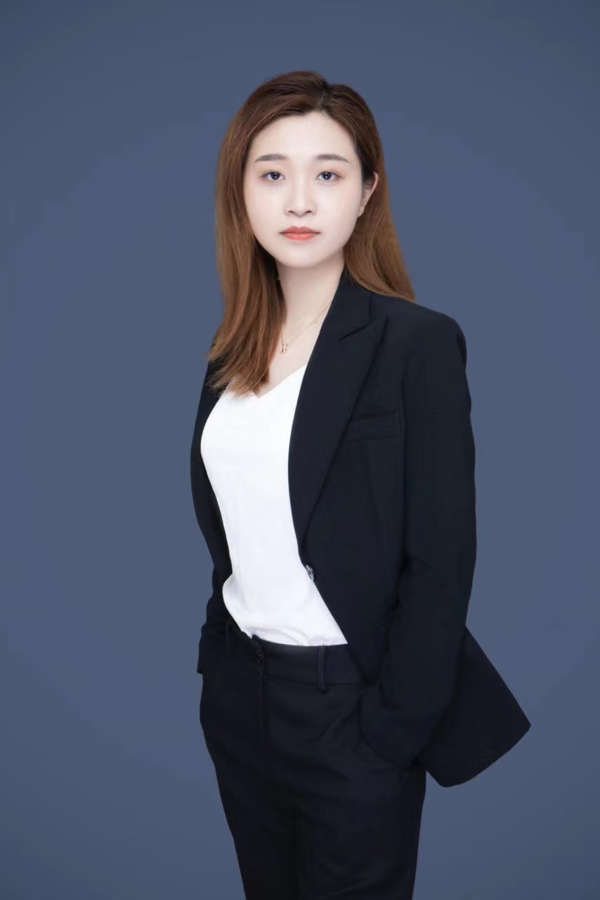 井舒晗.jpg